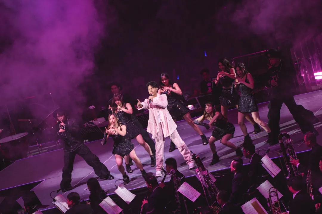 【精彩回顧】李克勤廣州站終極場(chǎng)圓滿收官 胡夏擔(dān)任嘉賓驚喜登臺(tái)